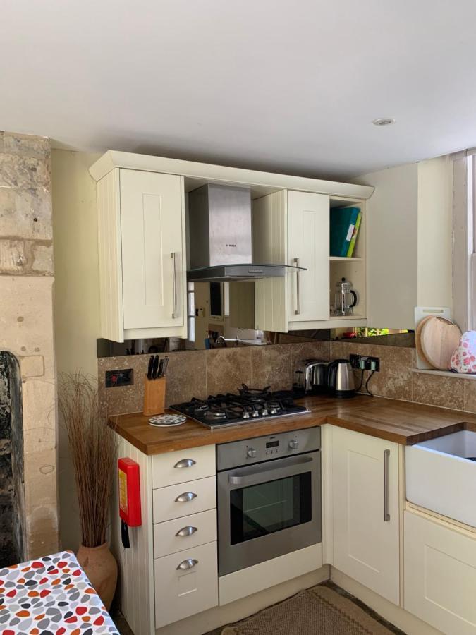 Wee Grange Apartment Bath Luaran gambar