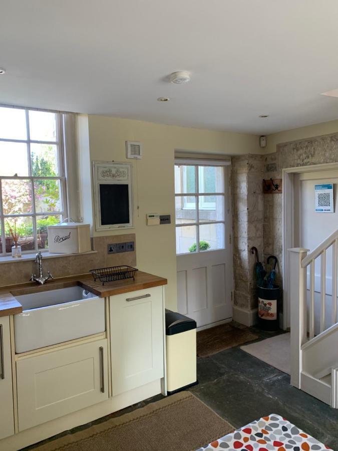 Wee Grange Apartment Bath Luaran gambar